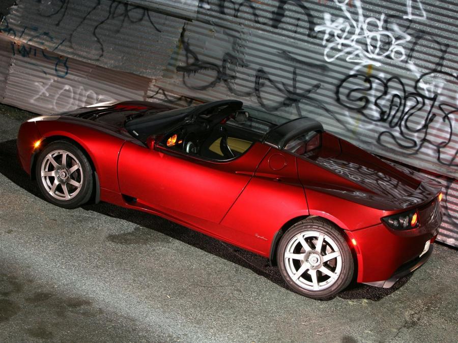  Tesla Roadster 2008 года  (фото 46 из 69)